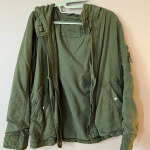 American Eagle Jacket in Army Green Sz M